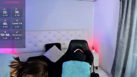 Snapshot of aron_cruz12 chatting on 22, 10, 2025 Aron cruz online show from 22, 10, 2025