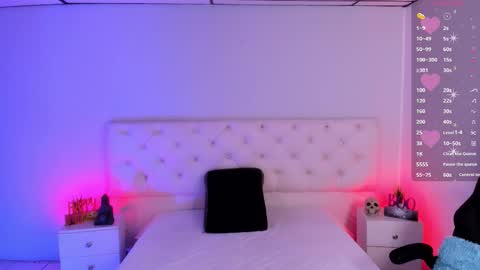 Snapshot of aron_cruz12 chatting on 25, 10, 2025 Aron cruz online show from 25, 10, 2025