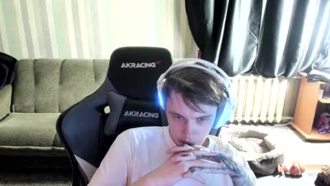 biggest penis  online show from 28, 11, 2025