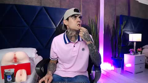 aronmuller_ online show from 21, 9, 2025