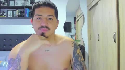 ARON  Independent model  online show from 23, 10, 2025