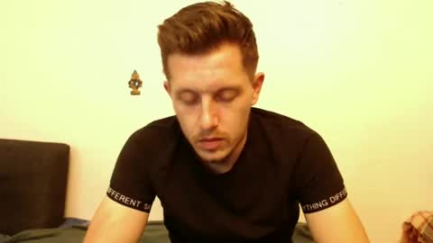 arromwilliam90 online show from 26, 1, 2025