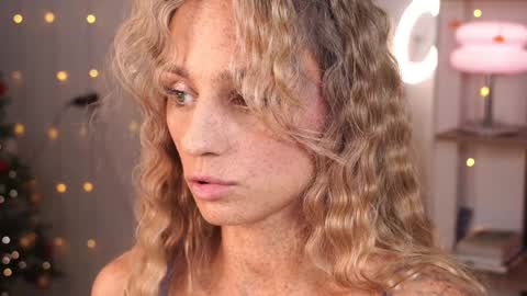 Snapshot of artease chatting on 29, 12, 2024 Arti Next Streams - online show from 29, 12, 2024