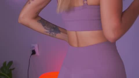 Snapshot of artease chatting on 14, 9, 2025 Arti Next Streams - online show from 14, 9, 2025