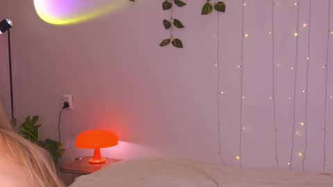 Snapshot of artease chatting on 19, 9, 2025 Arti Next Streams - online show from 19, 9, 2025