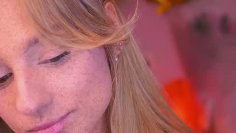 Snapshot of artease chatting on 21, 12, 2025 Arti Next Streams - online show from 21, 12, 2025