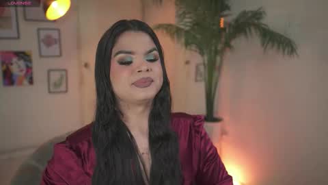 Chloe  online show from 4, 12, 2025