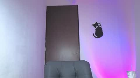 Snapshot of arteemiis chatting on 24, 10, 2025 online show from 24, 10, 2025