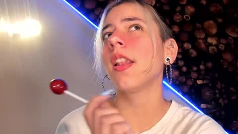 artemisablake online show from 11, 3, 2025