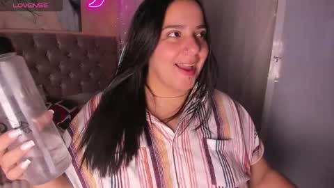 Snapshot of artmisa0519 chatting on 2, 10, 2025 artmisa0519 online show from 2, 10, 2025