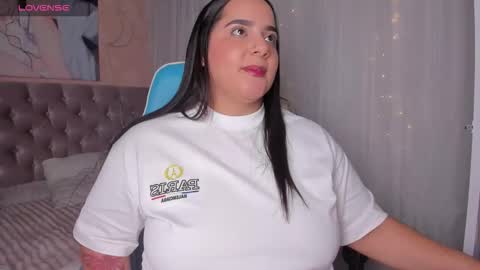 Snapshot of artmisa0519 chatting on 14, 10, 2025 artmisa0519 online show from 14, 10, 2025