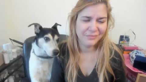 Snapshot of artsyandcraftsy_ chatting on 11, 2, 2026 MIA online show from 11, 2, 2026