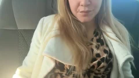 Snapshot of artsyandcraftsy_ chatting on 26, 2, 2026 MIA online show from 26, 2, 2026