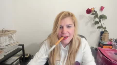 Snapshot of artsyandcraftsy_ chatting on 9, 3, 2026 MIA online show from 9, 3, 2026