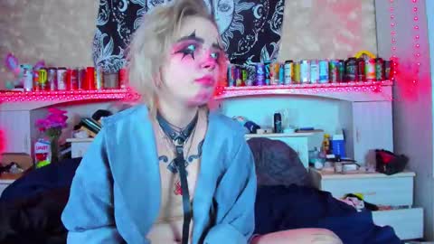 Aru online show from 15, 9, 2025