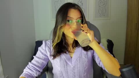 Snapshot of ary_cam230 chatting on 25, 12, 2024 Zahaara online show from 25, 12, 2024