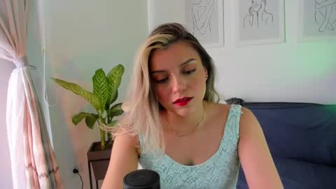 Snapshot of ary_cam230 chatting on 15, 2, 2025 Zahaara online show from 15, 2, 2025