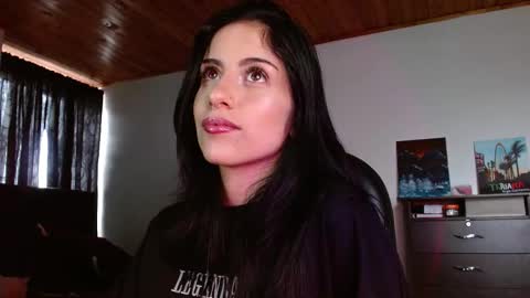 Snapshot of ary_pieerce chatting on 19, 11, 2025 Independent Model online show from 19, 11, 2025