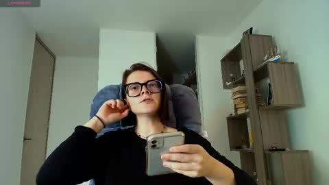 Snapshot of arya_starkw chatting on 17, 10, 2025 Ary 3 online show from 17, 10, 2025