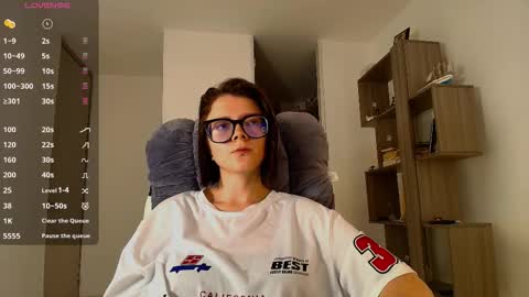 Snapshot of arya_starkw chatting on 3, 11, 2025 Ary 3 online show from 3, 11, 2025