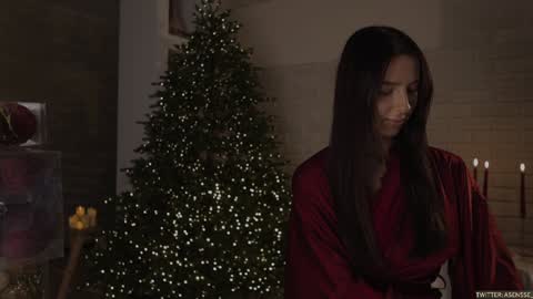 Snapshot of asensse chatting on 22, 12, 2024 Call me Ann online show from 22, 12, 2024