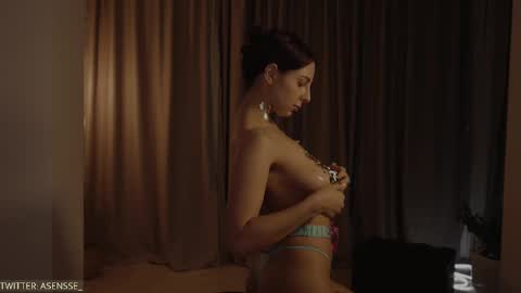 Snapshot of asensse chatting on 23, 2, 2025 Call me Ann online show from 23, 2, 2025