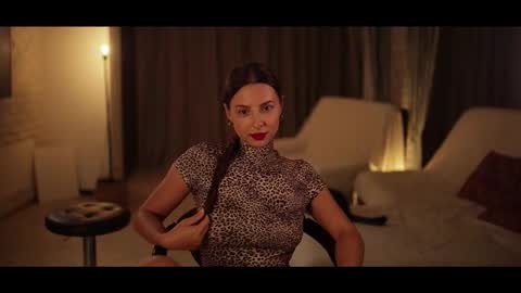 Snapshot of asensse chatting on 11, 9, 2025 Call me Ann online show from 11, 9, 2025