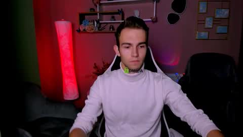 ash_raven_ online show from 16, 11, 2025