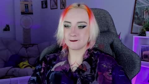 Snapshot of asheluck chatting on 8, 2, 2025 AshleyAshe online show from 8, 2, 2025