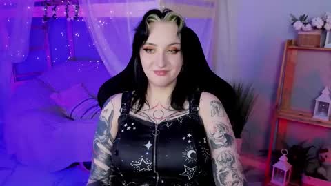 Snapshot of asheluck chatting on 17, 10, 2025 AshleyAshe online show from 17, 10, 2025