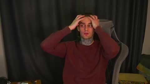 Snapshot of asher_88 chatting on 18, 11, 2025 Jerk Machine online show from 18, 11, 2025