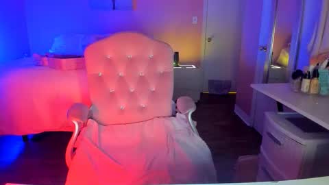 Snapshot of ashley_57 chatting on 24, 11, 2025 Ashley online show from 24, 11, 2025