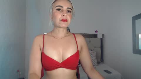 ashley__tylor online show from 11, 1, 2025