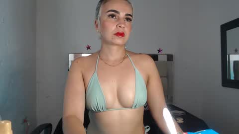 ashley__tylor online show from 13, 1, 2025