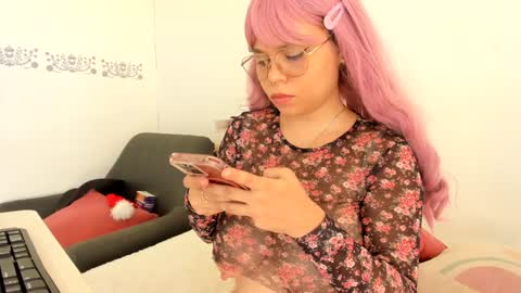 Soy Ash online show from 11, 12, 2024