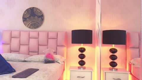 Ashleyy online show from 2, 12, 2025