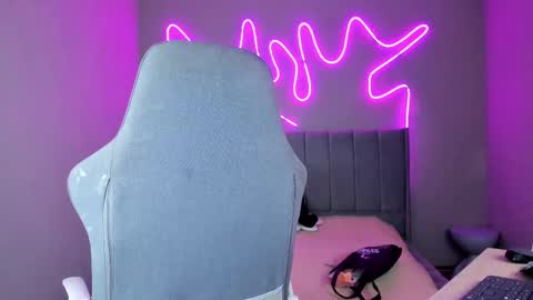 Snapshot of ashley_cush chatting on 10, 10, 2025 ASHLEY online show from 10, 10, 2025