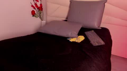 ashley_miller26 online show from 22, 2, 2025