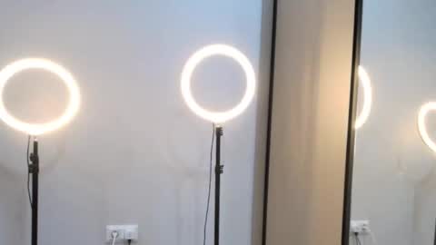 ashley_ollio online show from 24, 9, 2025
