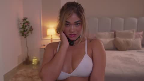  Ashley  online show from 24, 11, 2025