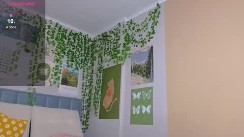 Snapshot of ashley_tempt chatting on 11, 10, 2025 Ashle online show from 11, 10, 2025