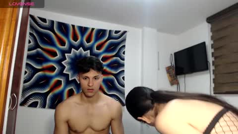 ASHLEY AND TYLER online show from 4, 1, 2025