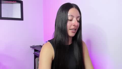 Snapshot of ashleybazan1 chatting on 12, 11, 2025 Ashley online show from 12, 11, 2025