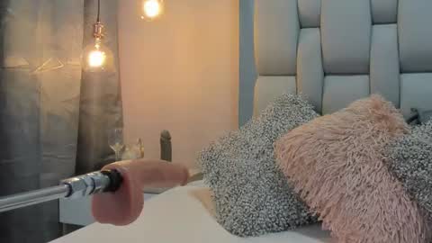 AshleyHill online show from 17, 10, 2025