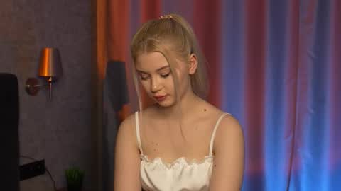 Snapshot of ashleykushh chatting on 30, 11, 2025 Ashley online show from 30, 11, 2025