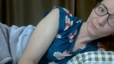 Ashley online show from 3, 2, 2026