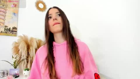 Snapshot of ashleywalkerr chatting on 10, 10, 2025 ashleywalkerr online show from 10, 10, 2025