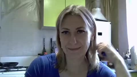 Snapshot of ashleyxhoney chatting on 29, 9, 2025 AshleyXHoney online show from 29, 9, 2025