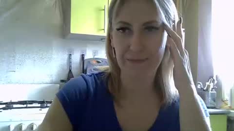 Snapshot of ashleyxhoney chatting on 2, 10, 2025 AshleyXHoney online show from 2, 10, 2025