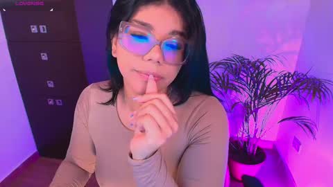 Ashleyy18   online show from 15, 9, 2025